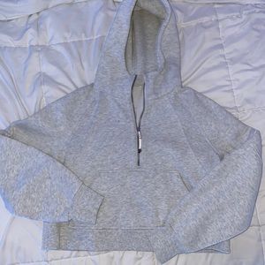 NWOT Lulumeon scuba half zip xs/small